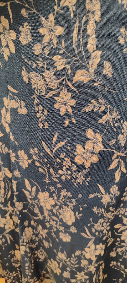 Robe automnale noir et marron