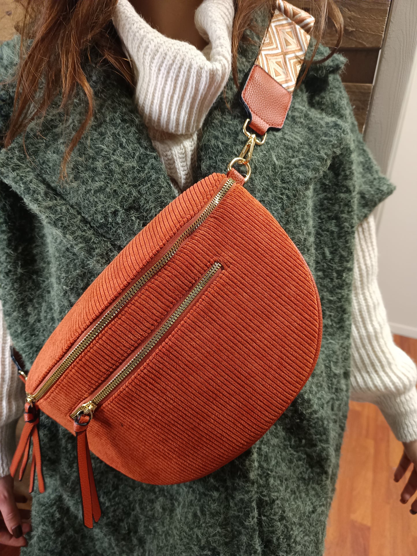 Grand sac banane velours terracotta