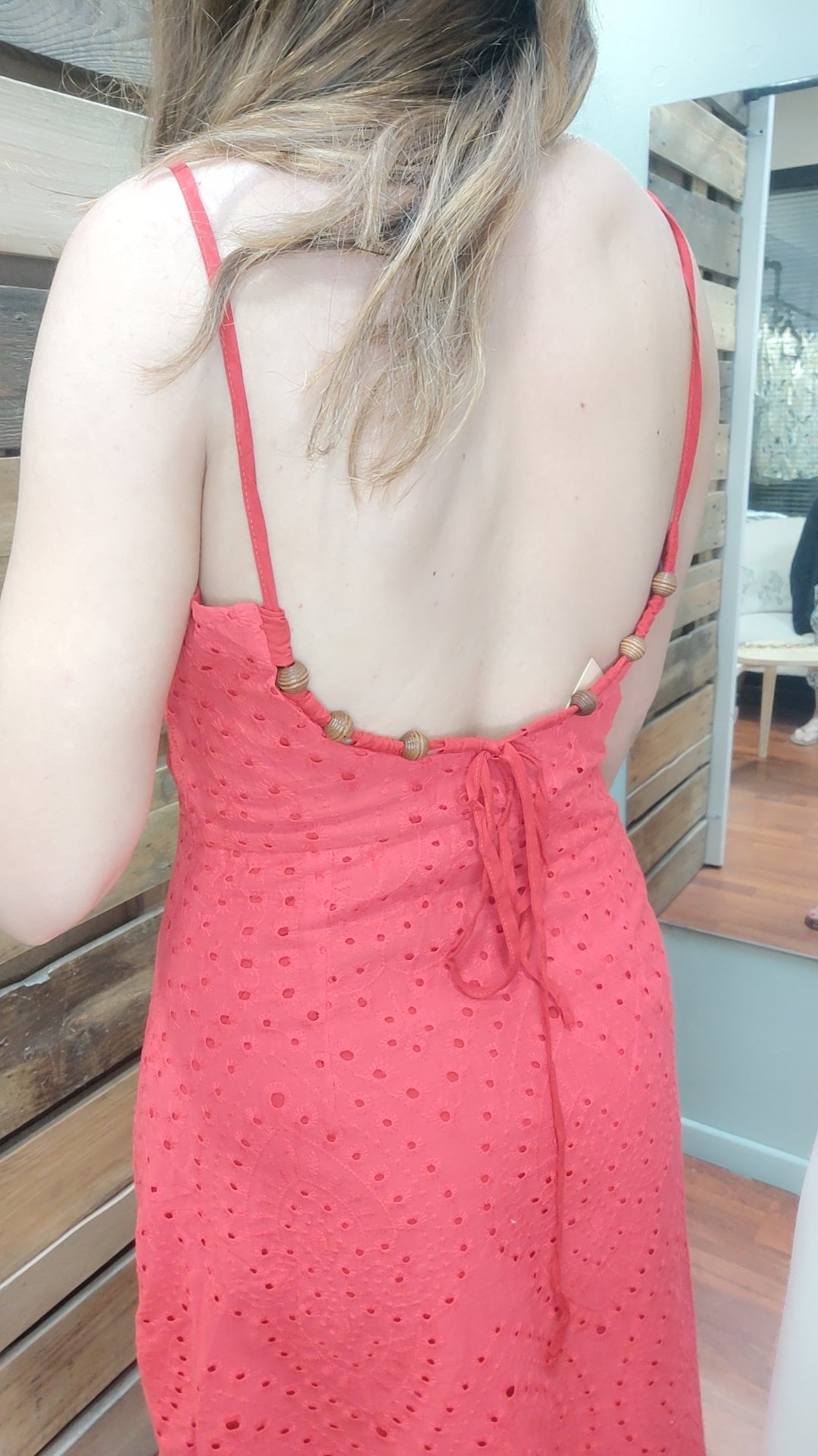 Robe courte broderie anglaise rouge