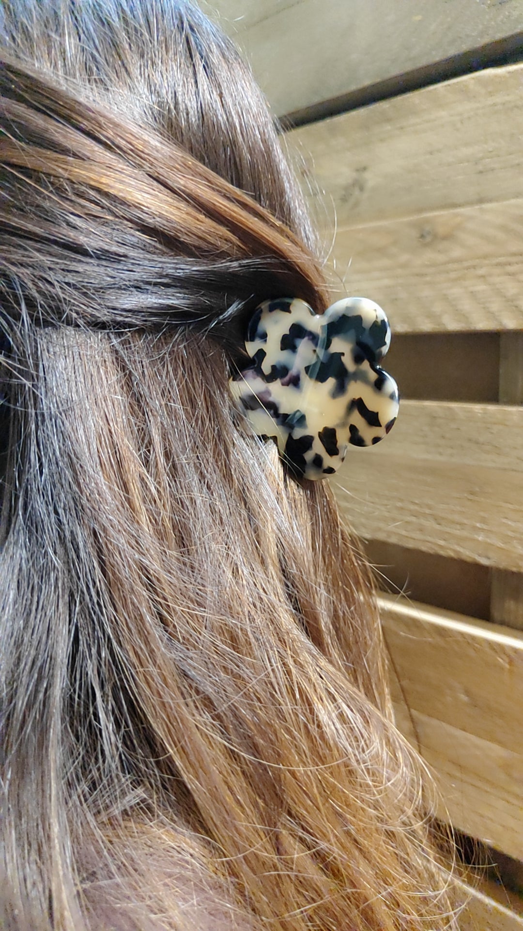 Pince à cheveux fleurs écaille