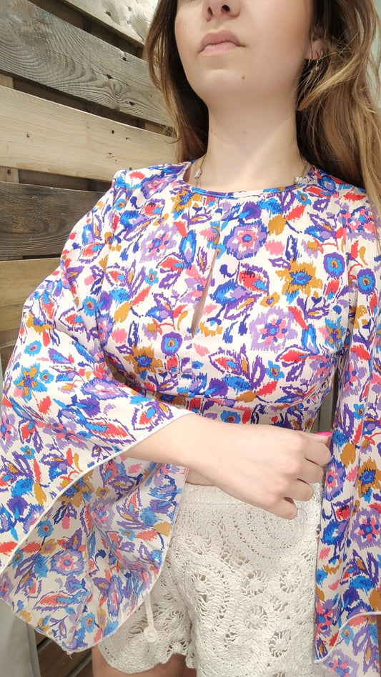 Haut à nouer motifs violet