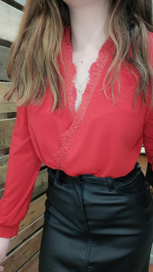 Body rouge dentelle