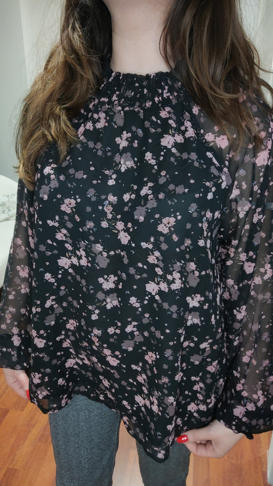 Blouse voile noire fleurie rose