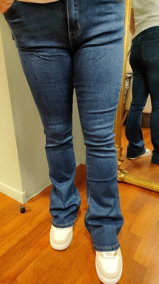 Jean flare foncé