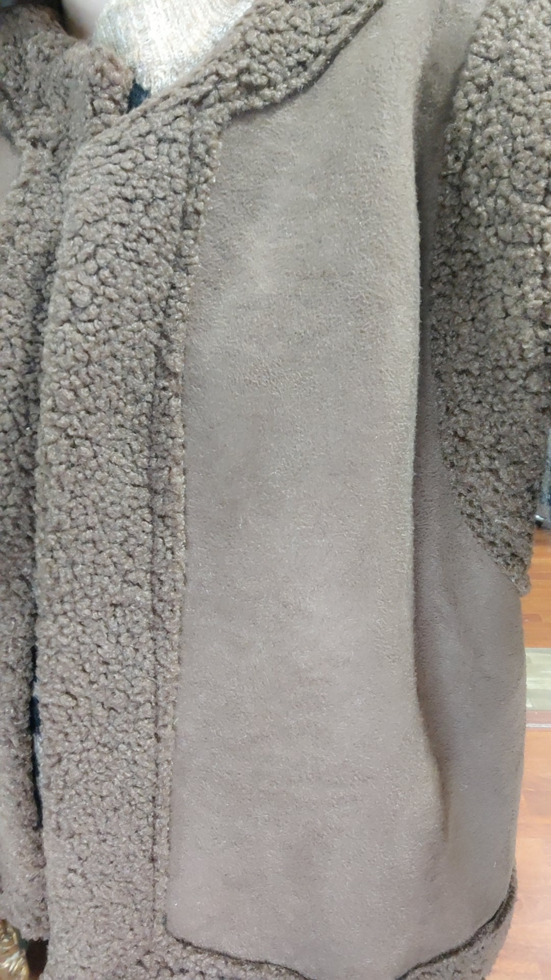 Gilet sans manches suédine et moumoute