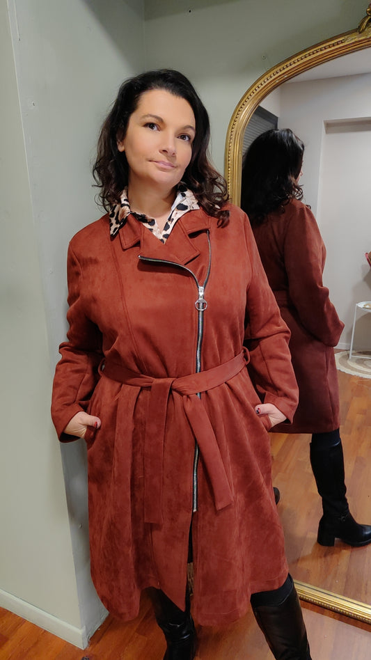 Manteau long suédine ceinturé
