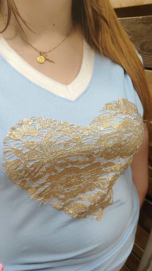 T-shirt bleu coeur doré