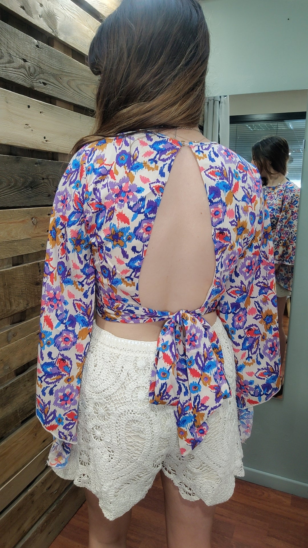 Haut à nouer motifs violet