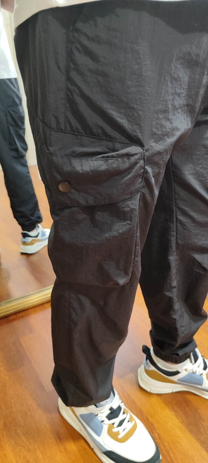 Cargo fin noir