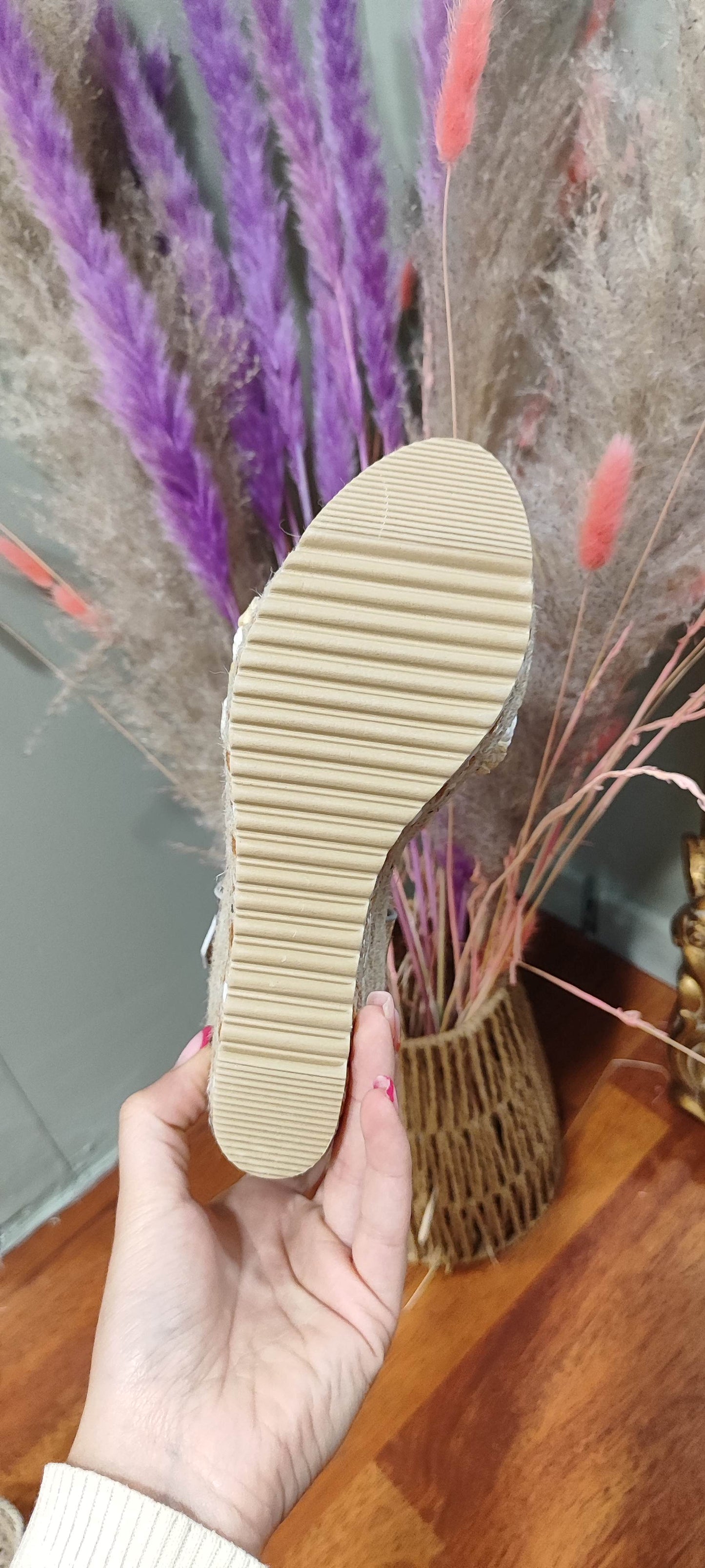 Sandales compensées tressées