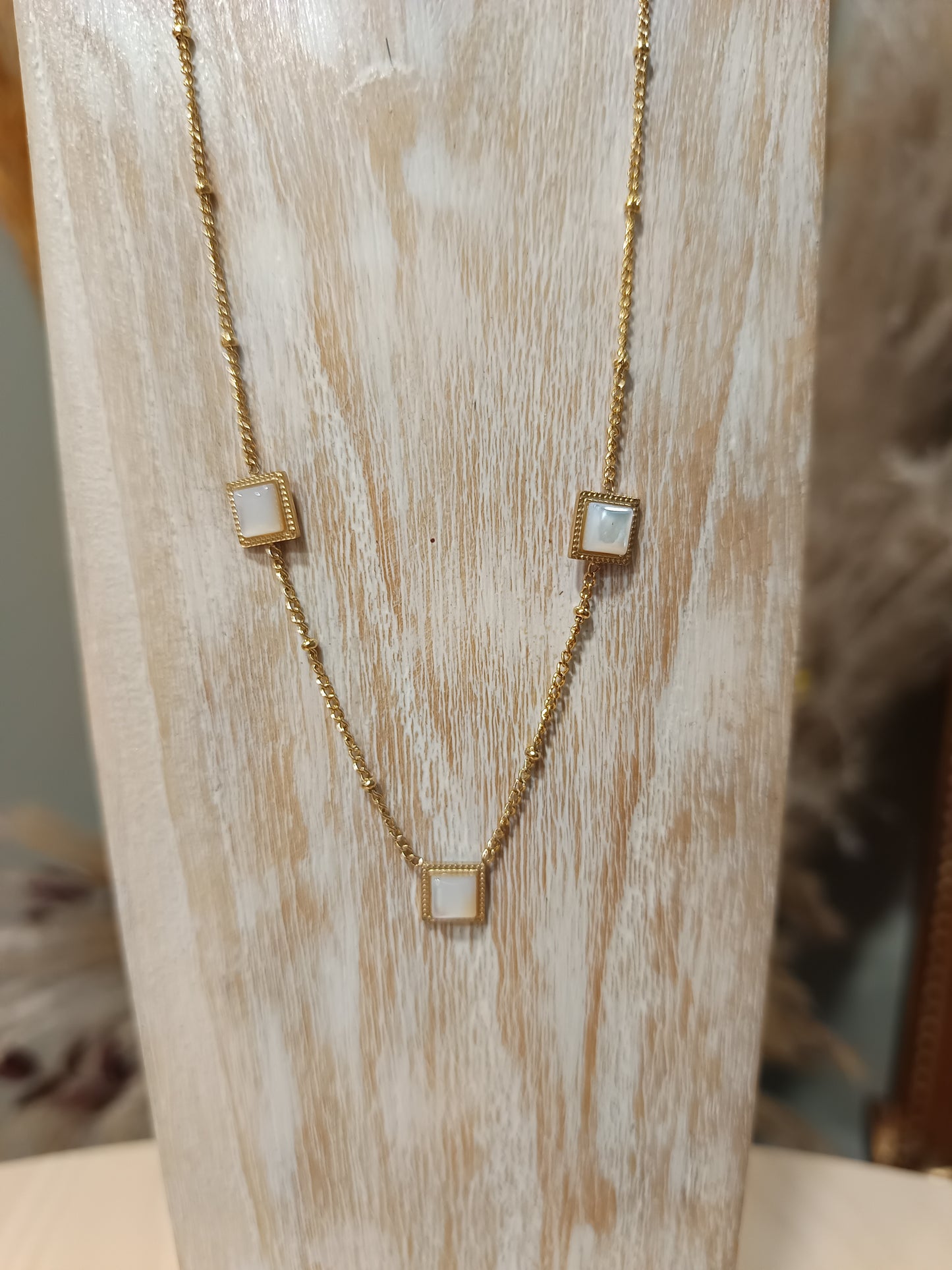 Collier acier inoxydable IP avec nacre