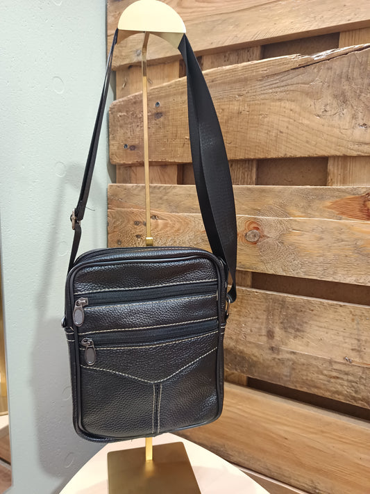 Sacoche cuir (noir ou marron)