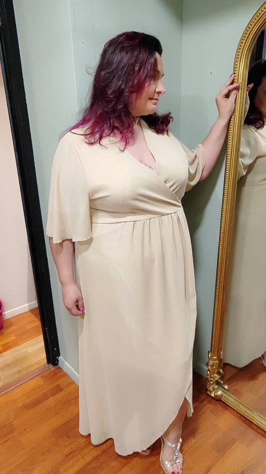 Robe mousseline beige