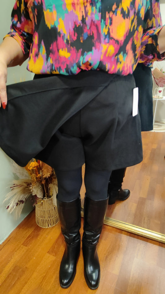 Jupe-short suédine noire