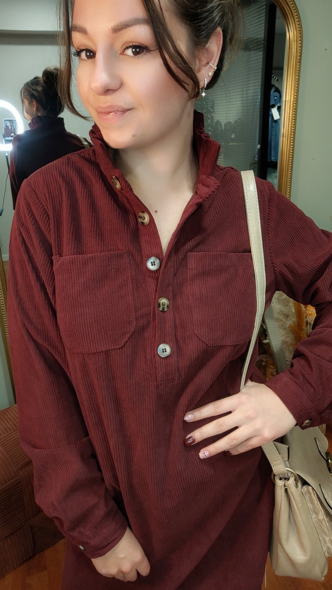 Robe velours côtelé bordeau col plissé