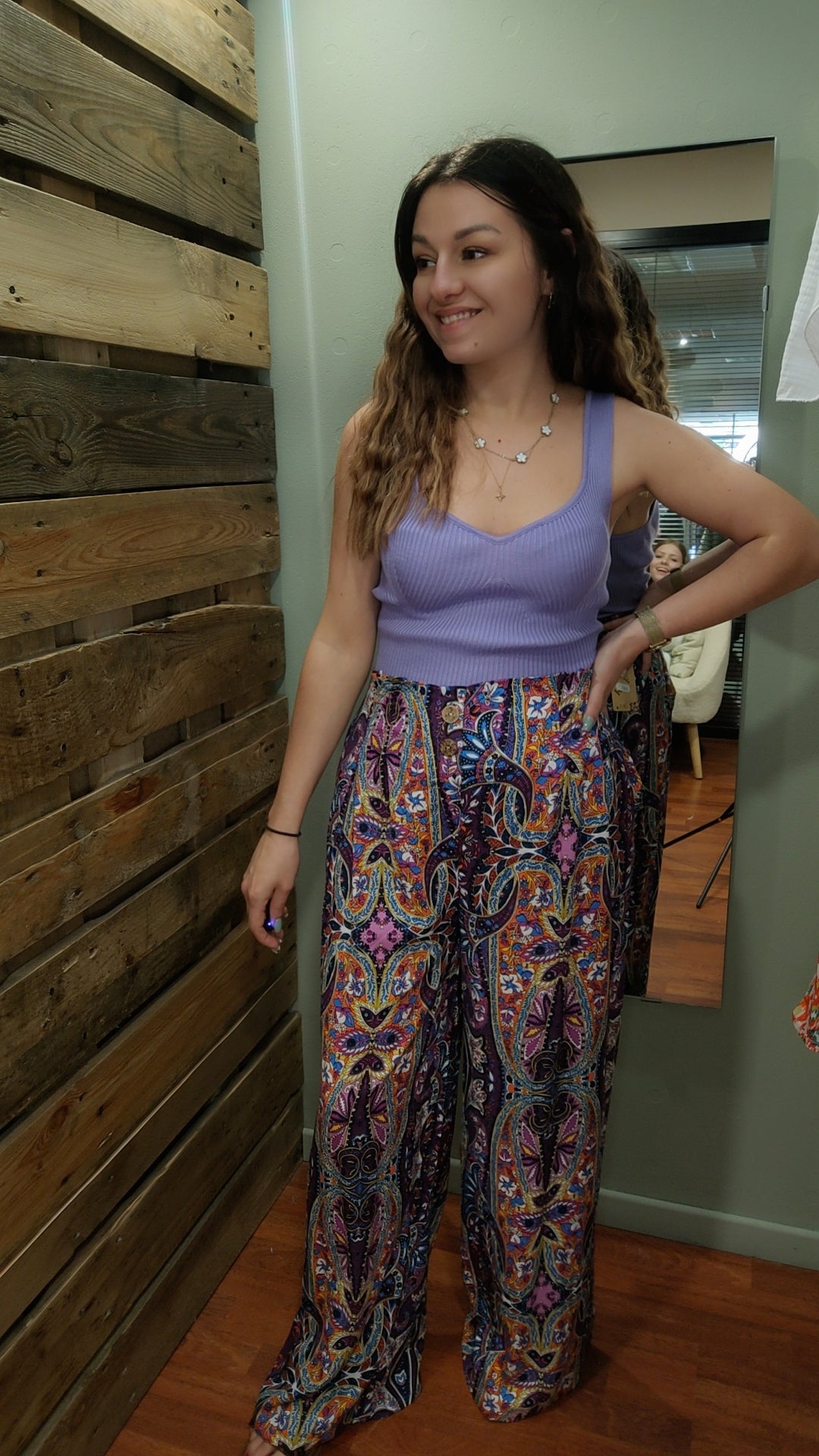 Pantalon fluide violet boutons en bois