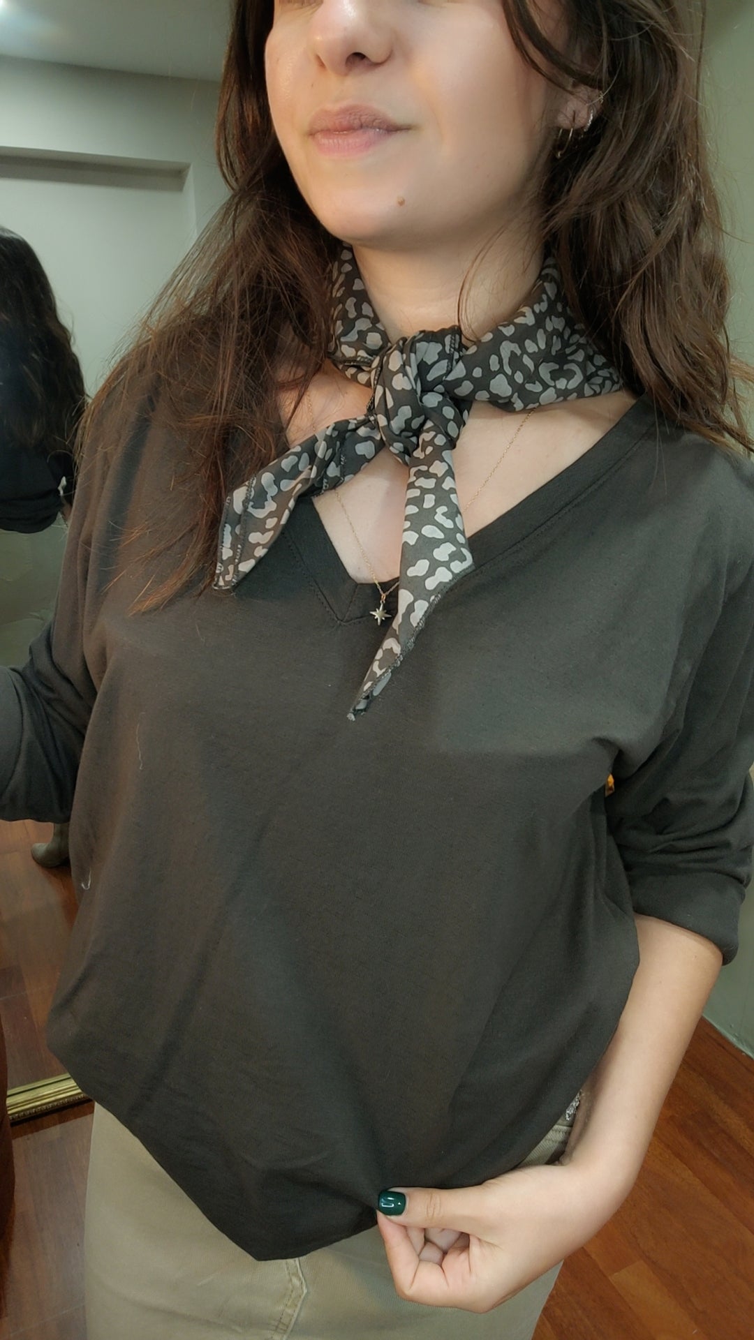 Pull avec foulard léopard