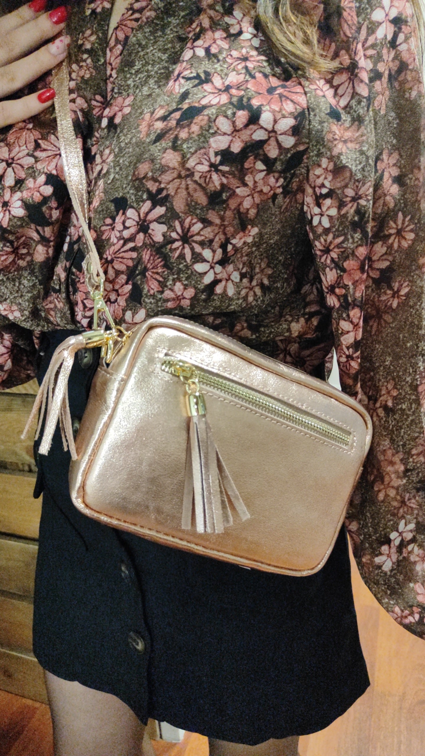 Petit sac bandoulière cuir brillant