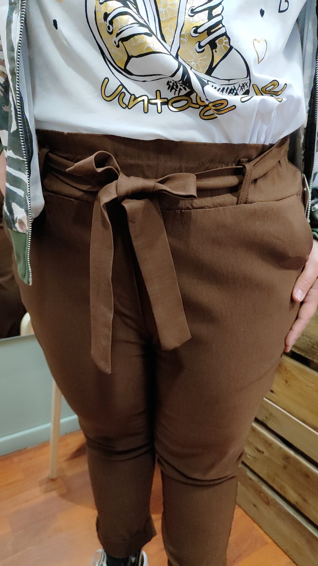 Pantalon taille haute ceinturé