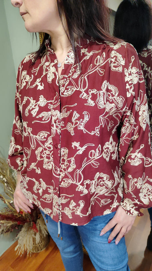 Blouse bordeau brodée
