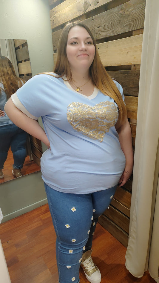 T-shirt bleu coeur doré