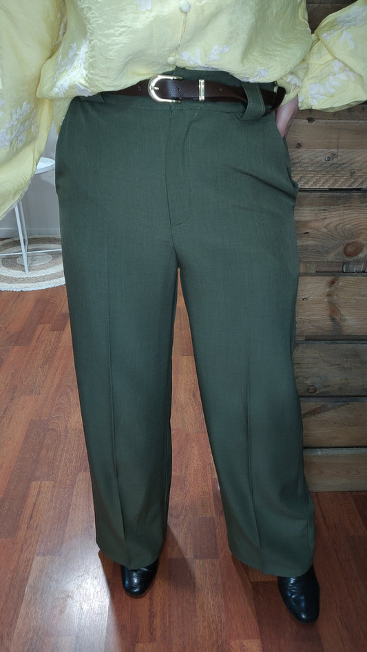 Pantalon à pinces kaki avec ceinture