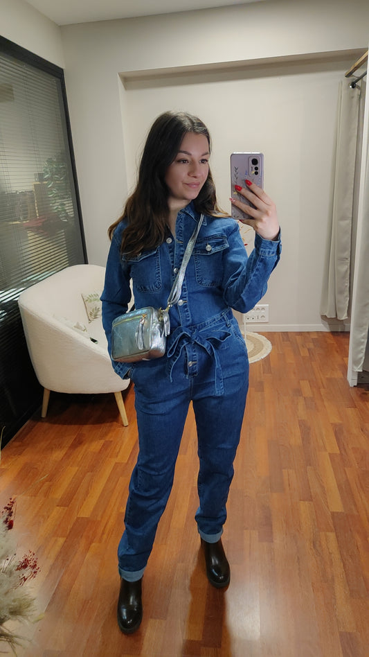 Combinaison denim avec ceinture