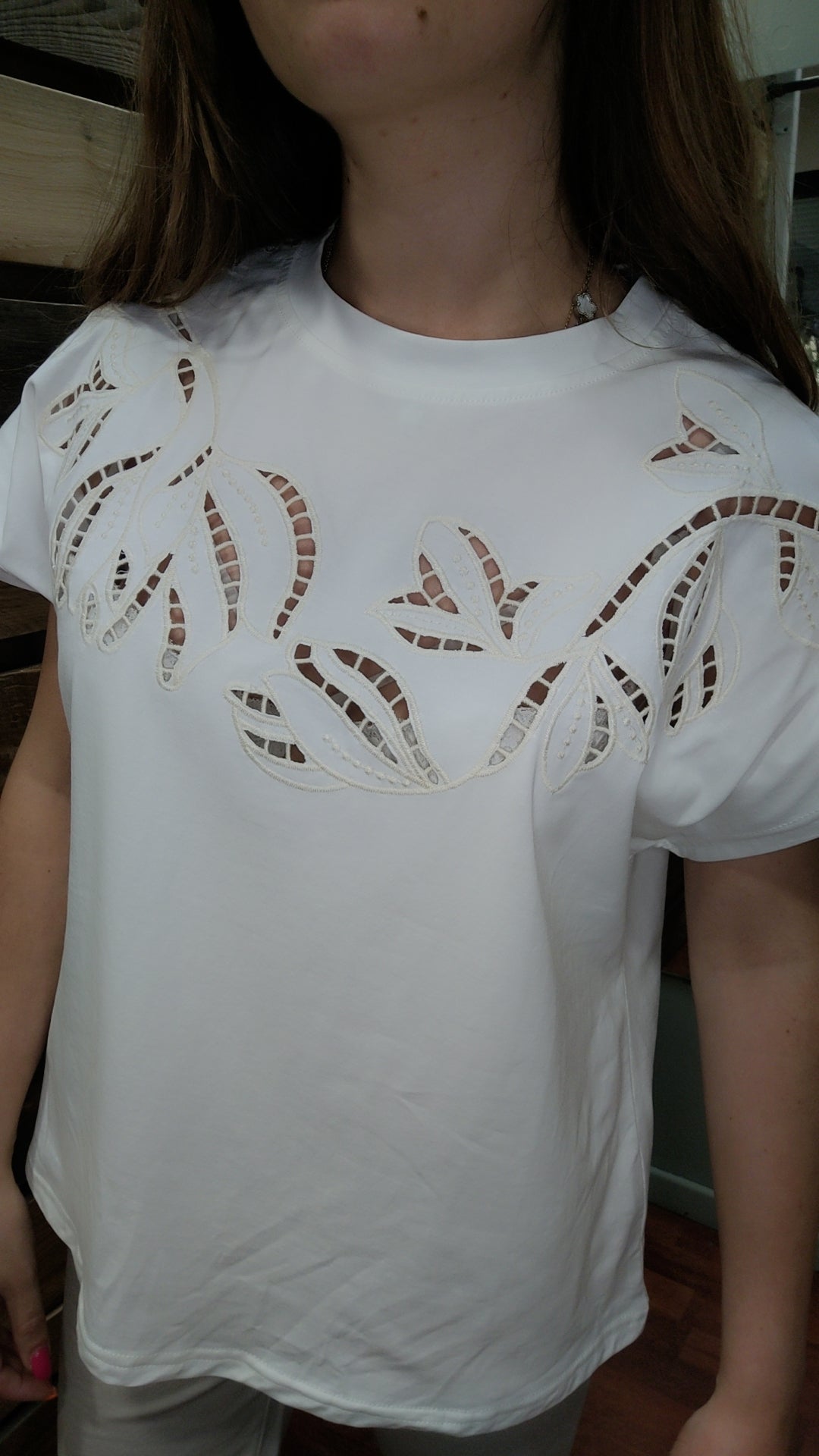 T-shirt blanc ajouré