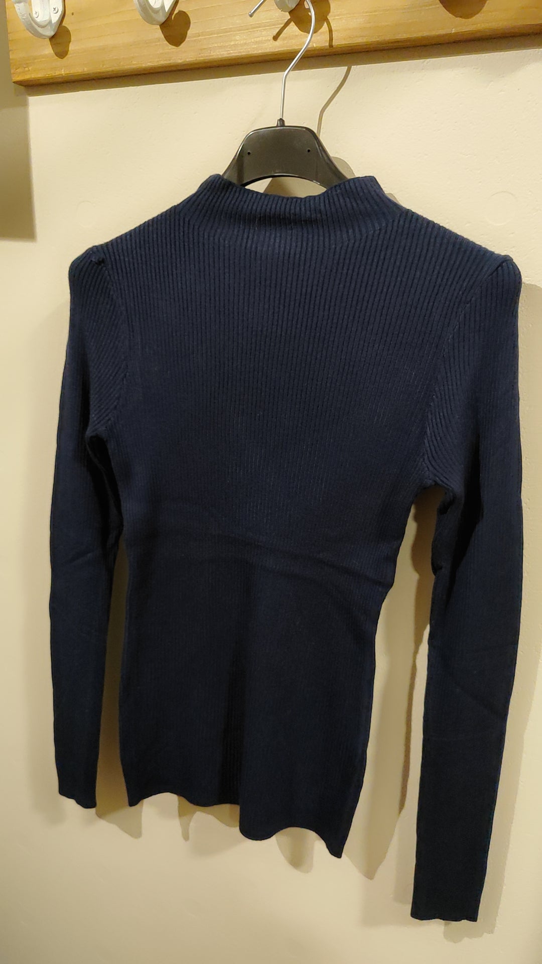 Pull fin côtelé col cheminée