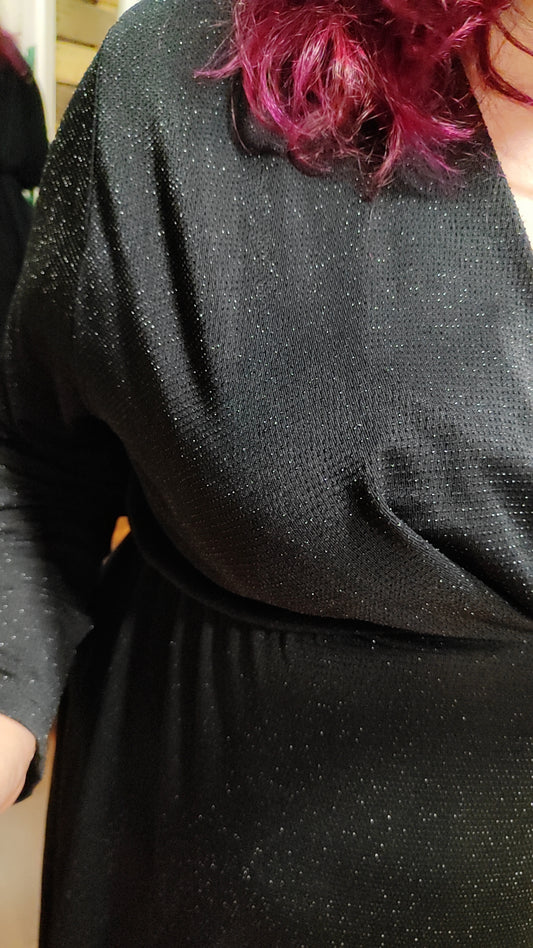 Robe noire pailletée