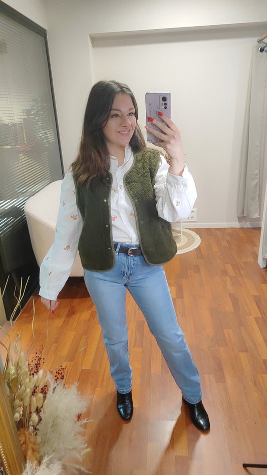 Chemise blanche fleurs roses