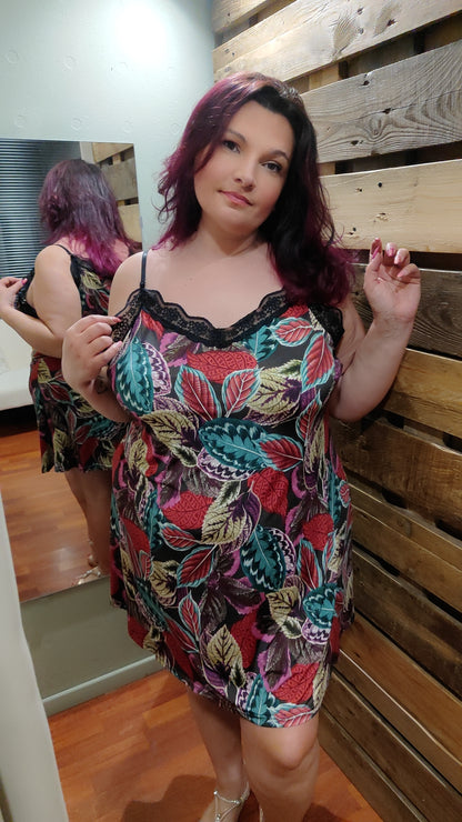 Robe satinée feuillage