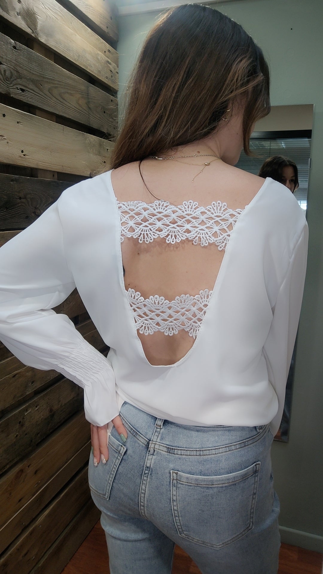 Blouse blanche dentelle dos