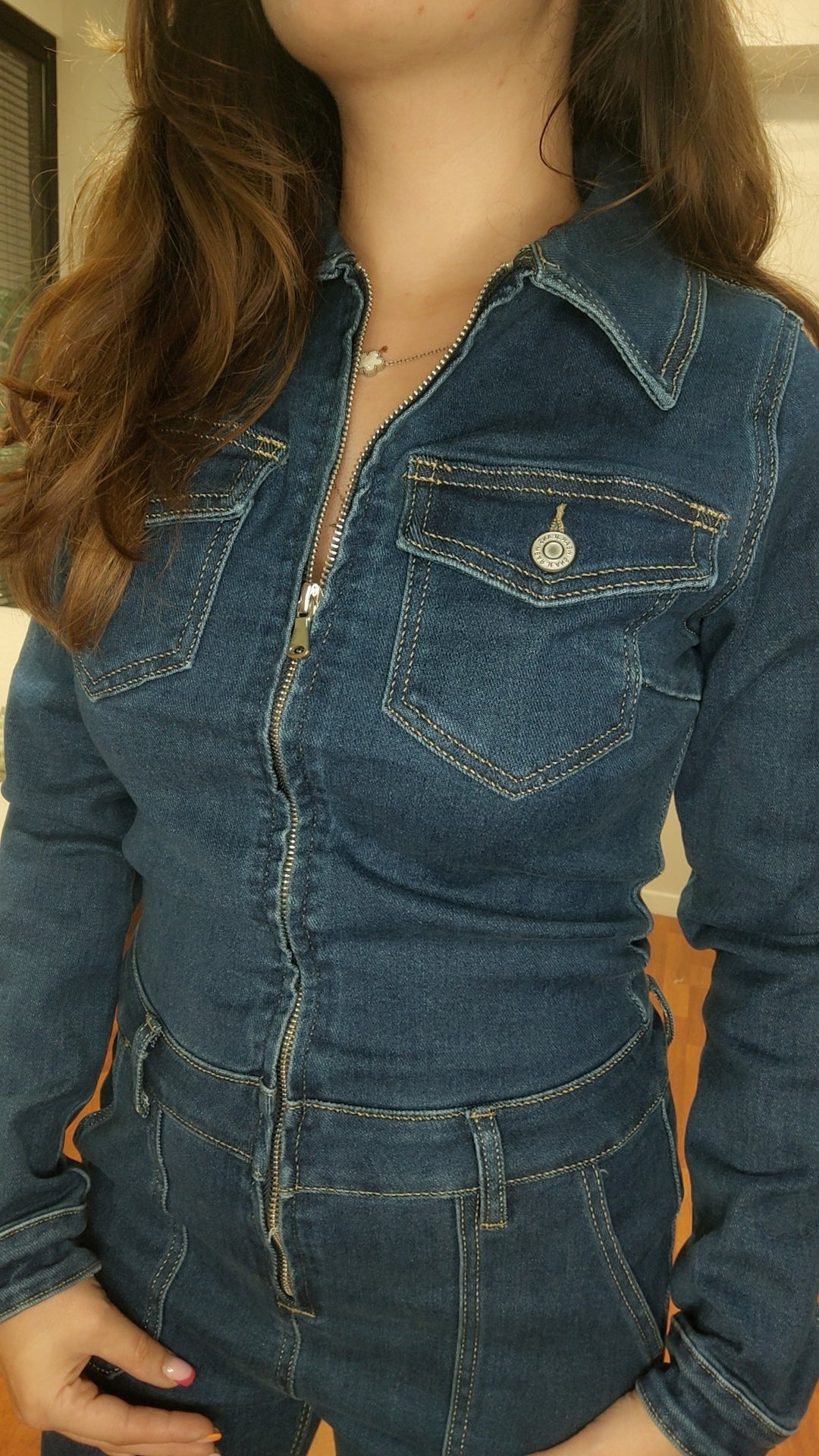 Combinaison jean à fermeture