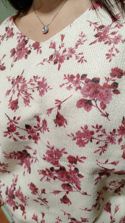 Pull beige fleuri doré