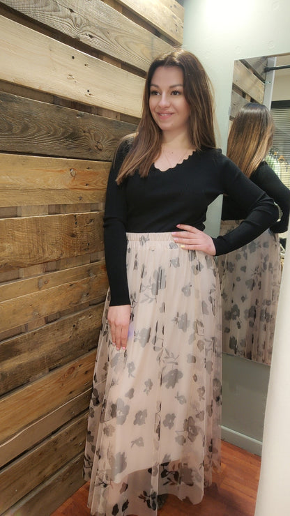 Pull fin noir vague
