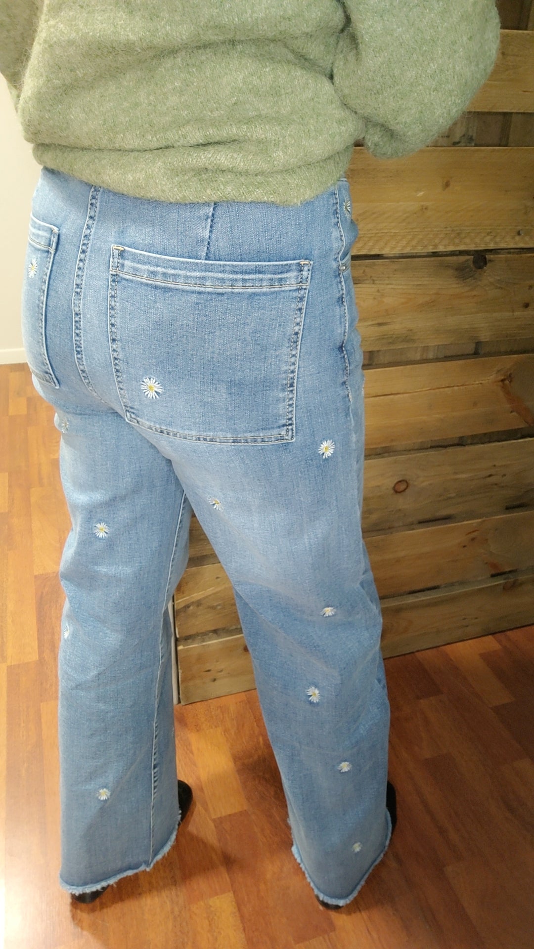 Jean wide leg marguerite avant et arrière