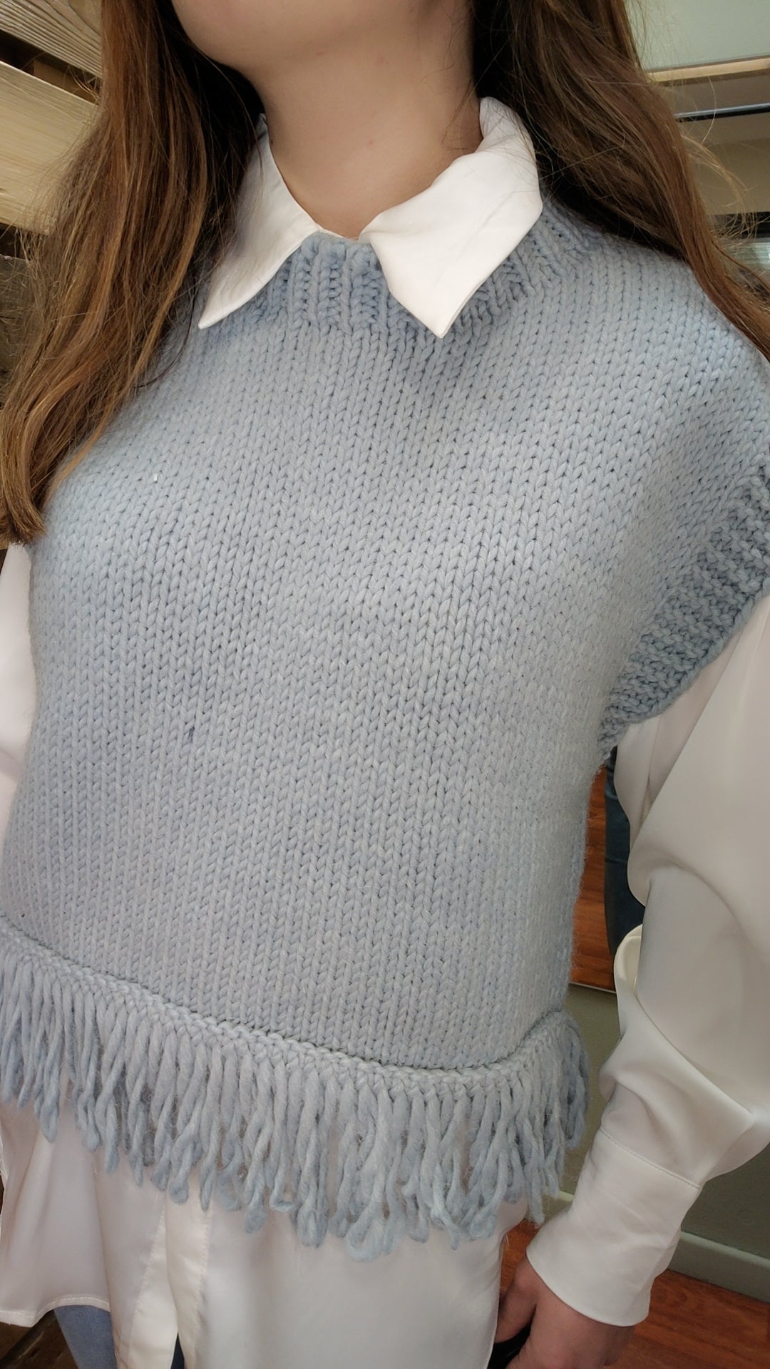 Pull sans manches à franges