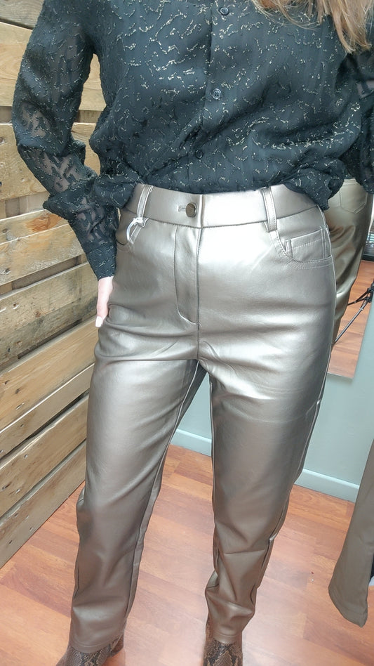 Pantalon simili métallisé doré
