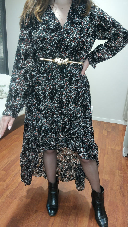 Robe fleurie asymétrique