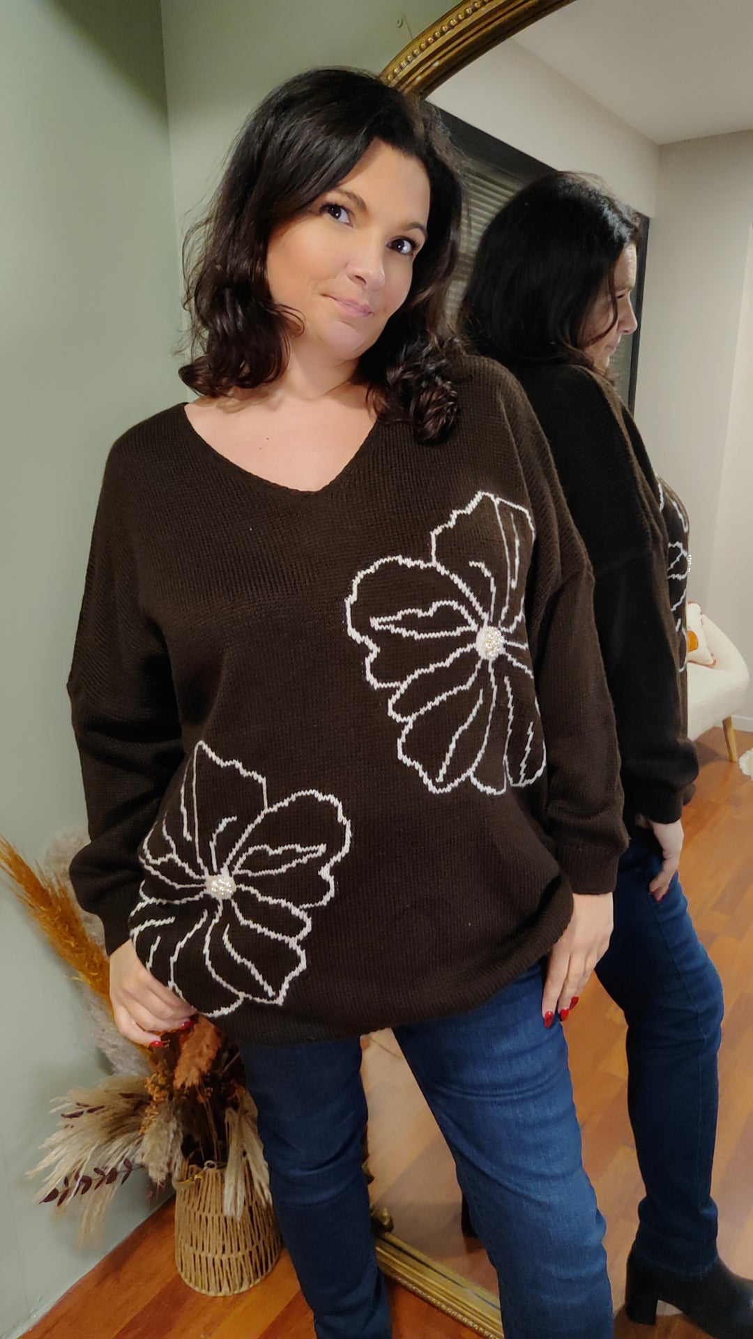 Pull long fleurs et perles