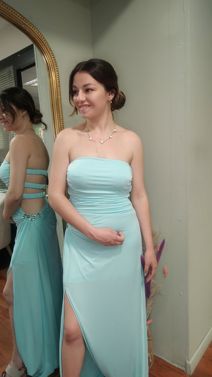 Robe cérémonie bleu ciel et stass