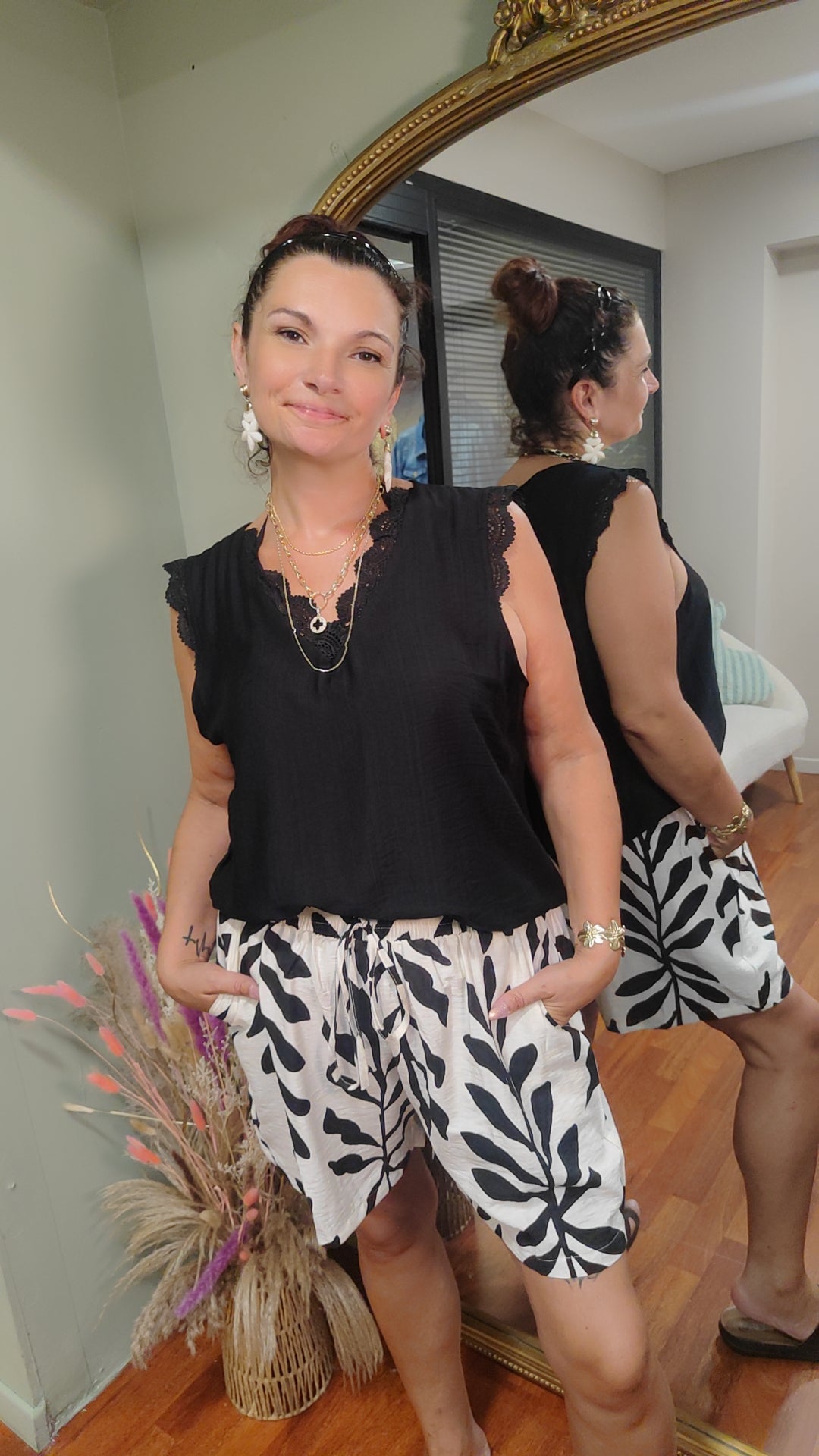 Short imprimé fluide noir et blanc