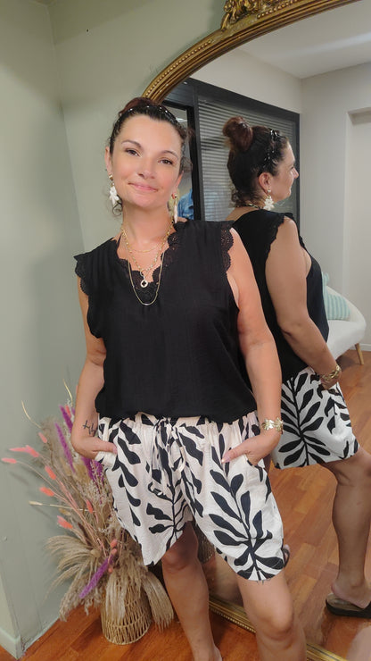 Short imprimé fluide noir et blanc