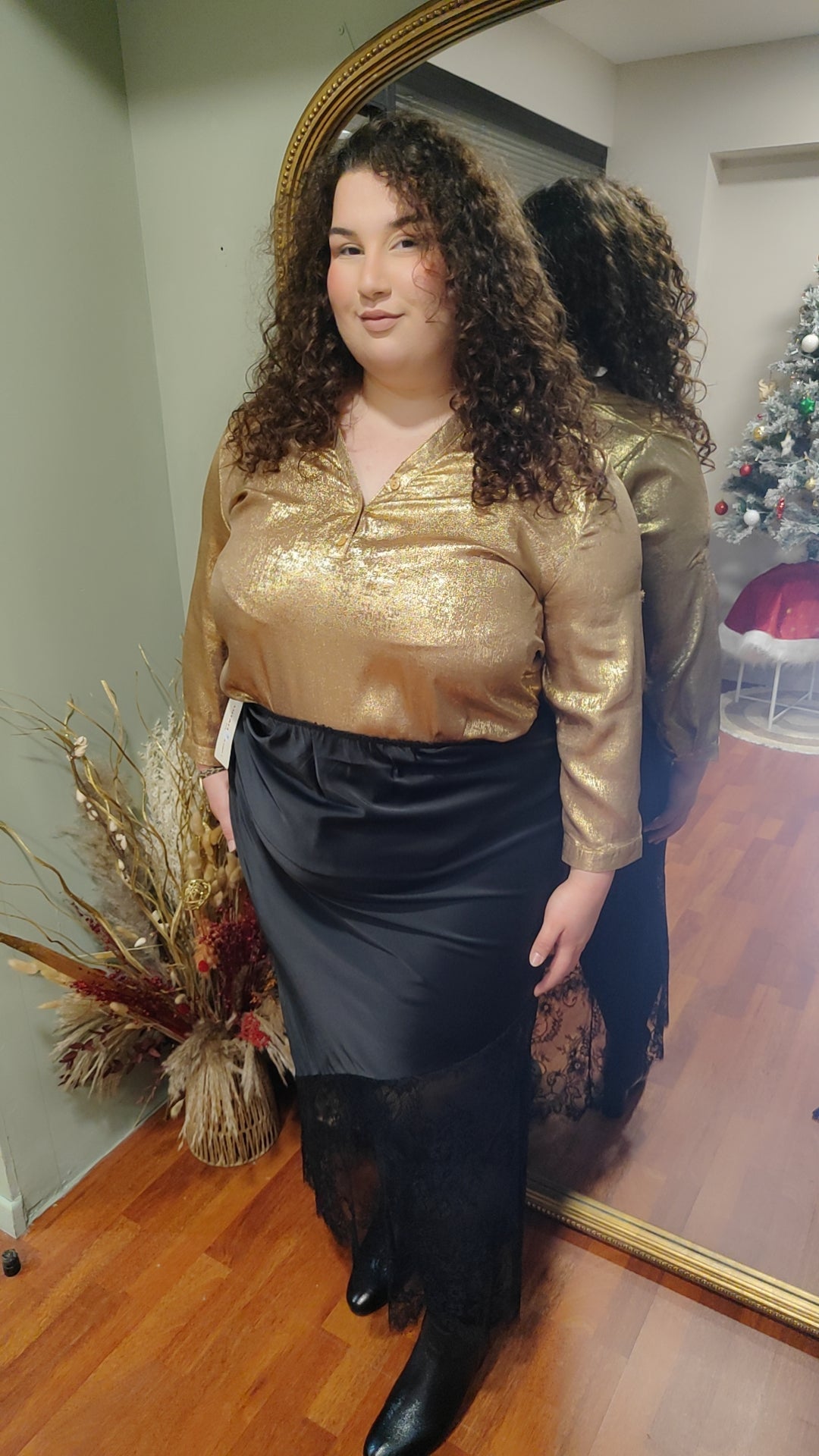 Jupe satin et dentelle