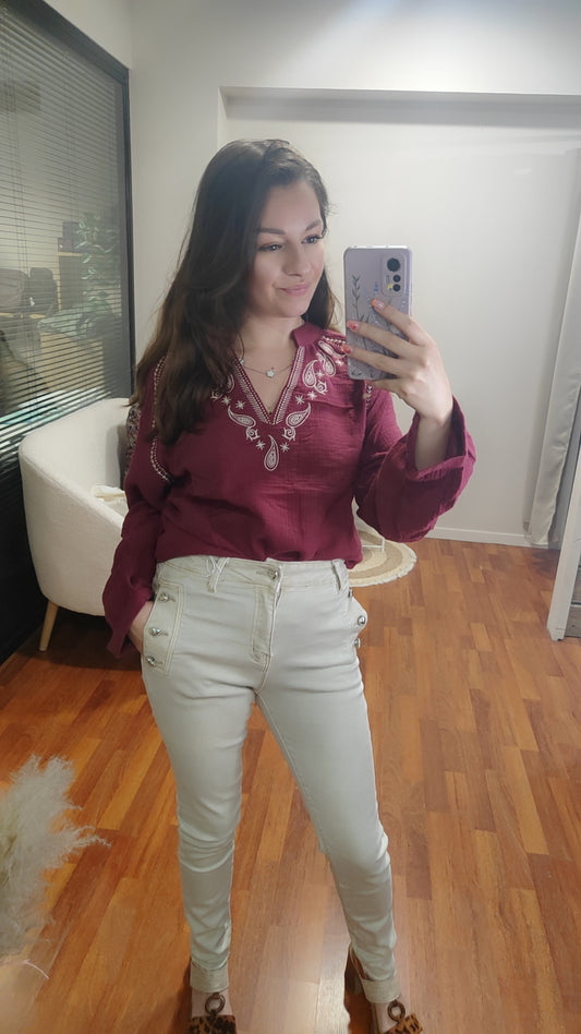 Blouse bordeaux en gaze avec broderie