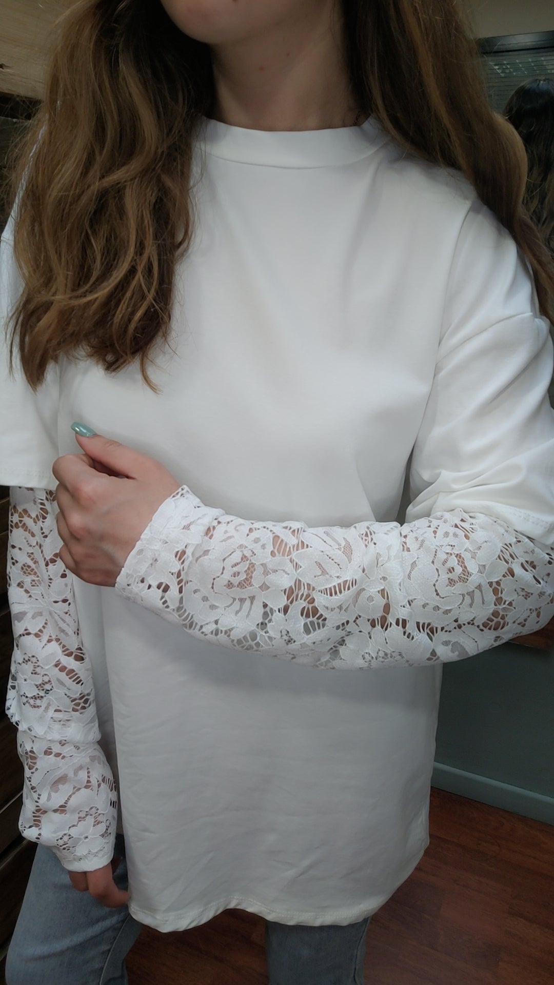 T-shirt dentelle blanc ou noir