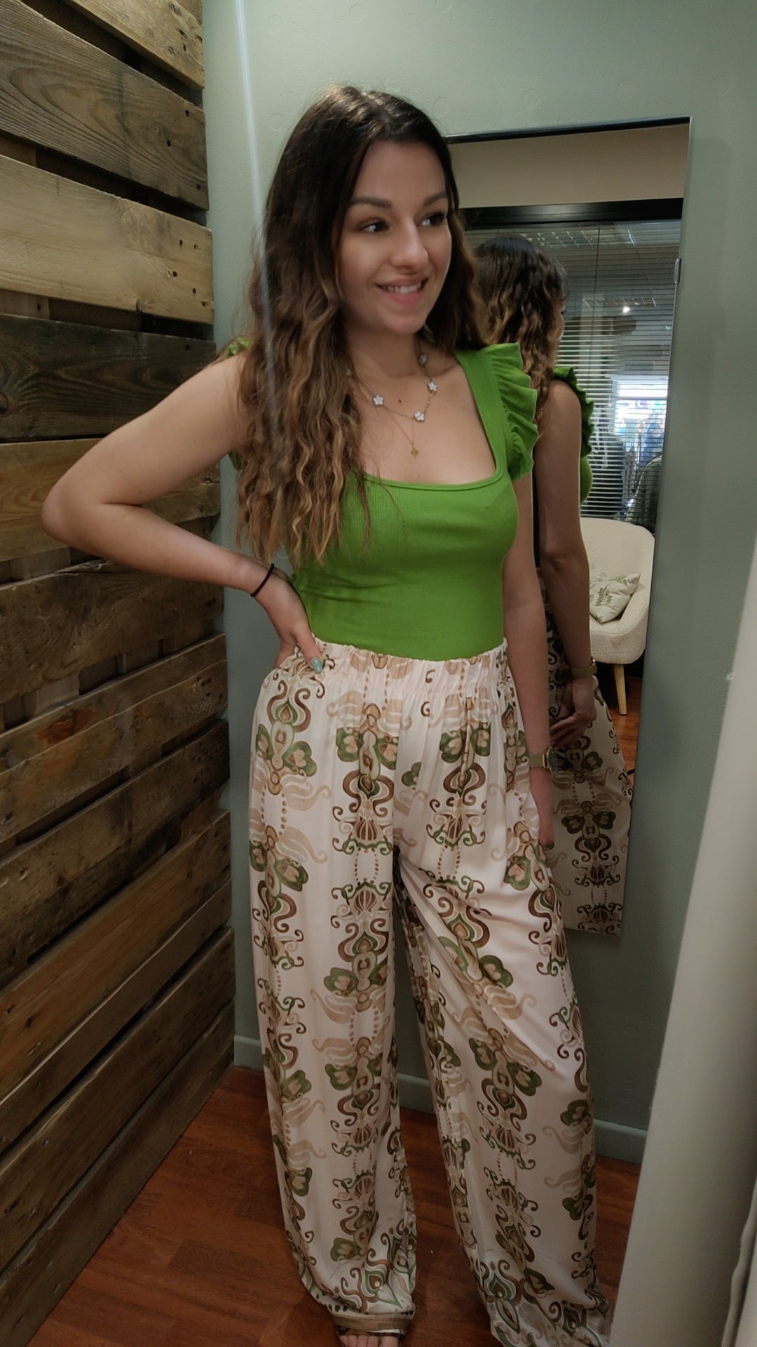 Pantalon imprimé baroque beige/vert